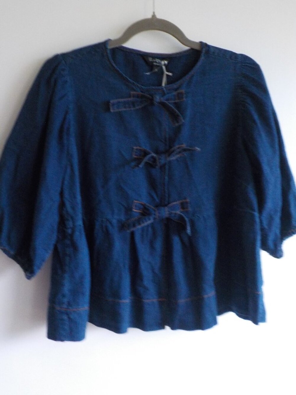 Velvet Heart Blouse - Small - COTTON  Blue Denim Puff Sleeve Tie/Snap (2460)